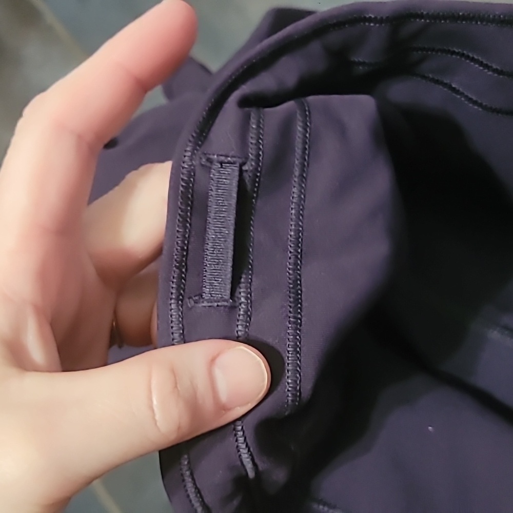 Lululemon Train Times Biker Shorts (6") Size 8 - Picture 8 of 10